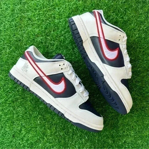 Nike Dunk Low Prm White / University Red / Obsidian - Picture 4 of 8